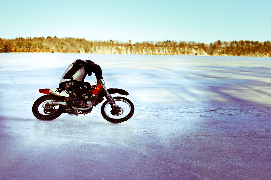 motorcycle ice riding corner