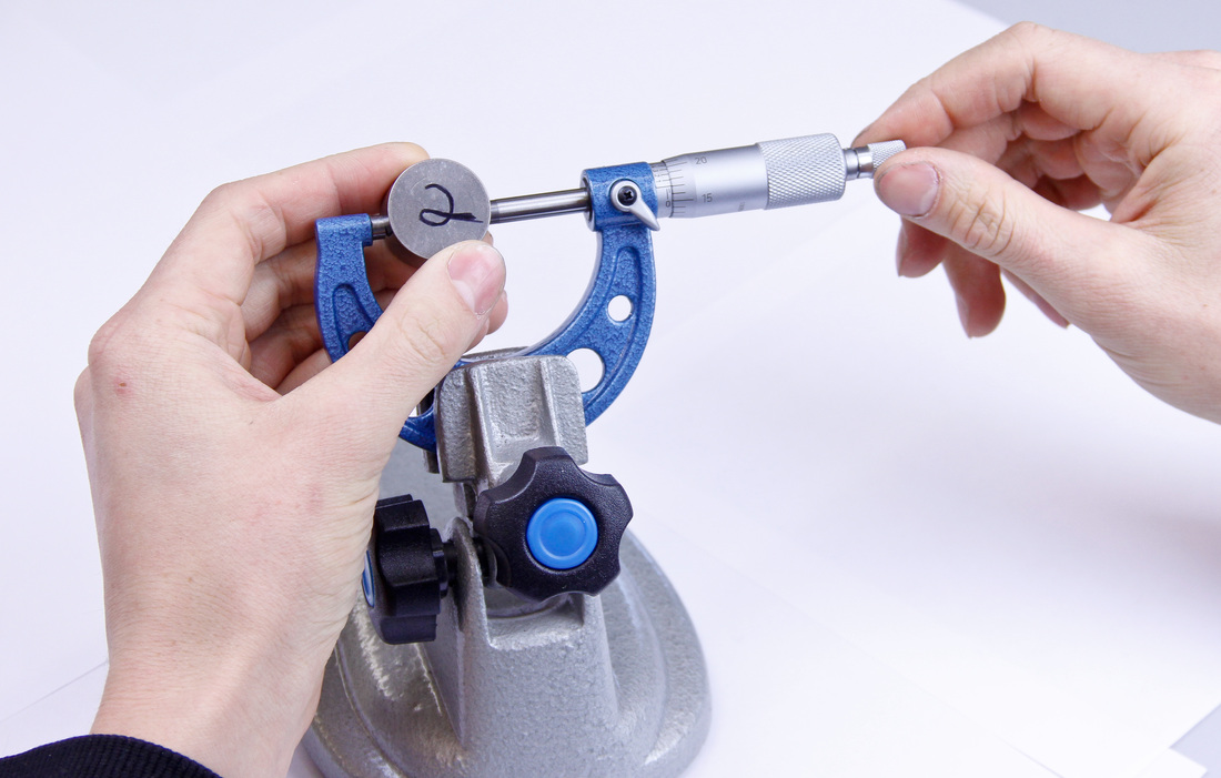 how to use a micrometer